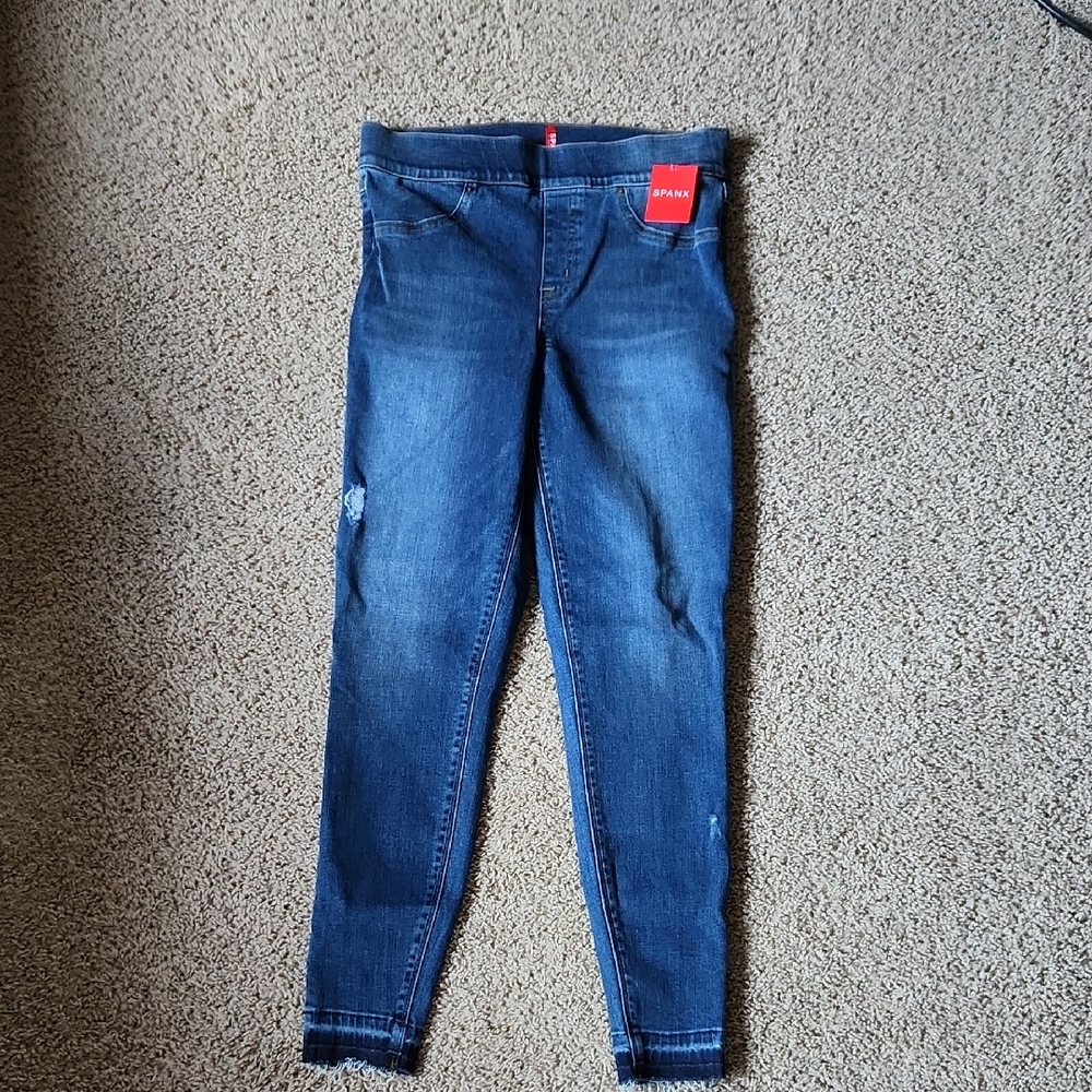 Spanx Distress Denim Leggings. NWT. Size Medium Regular.